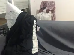 Amateur Free Live Porn of paula1980mary