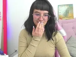 Amateur Free Porn Cam of hot_moon_18