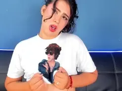 Amateur Free Porn Cam of purplay_98