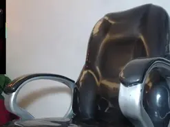 Amateur Adult Webcams of katty_femdom