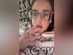 Amateur Live Sex Cam of Violetofsecret