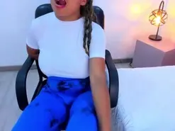 Amateur Sex Chat of CamiilaReyes