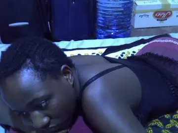 Bongacams Adult Webcam of alora-skylar