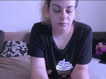 Bongacams Live Sex Cam of GiuliaHotXXX1