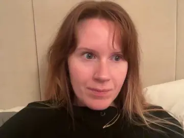 Bongacams Watch Live Sex Cams of REDHEADROSIE