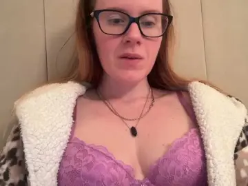Bongacams Best live sex cam show of REDHEADROSIE