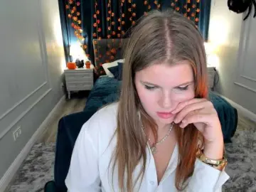 Bongacams Sex Cam of WildDesirea