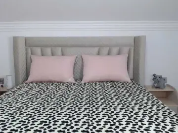 Bongacams Adult Webcams of catwoman90