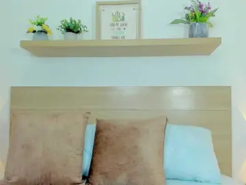 Bongacams Free Porn Cam of maroly-21