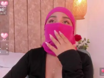 Bongacams Watch Live Sex Cams of -Alisha