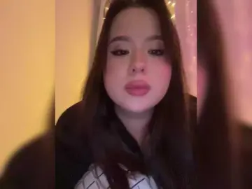 Bongacams Live Sex Cam of CateLong