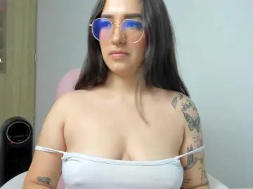 Bongacams Private Sex Chat of karolina-evans