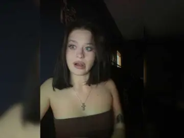 Bongacams Free Porn Cam of wowitsbarb1e