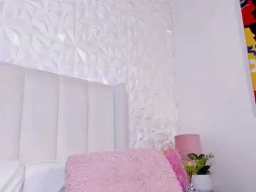 Bongacams Watch Live Sex Cams of Miranda-Rogers