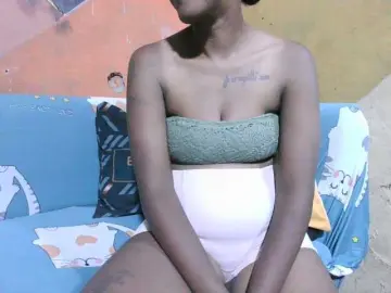 Bongacams Free Live Porn of Sheilkahsexy