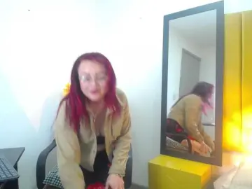 Bongacams Free Porn Cam of Lupita223