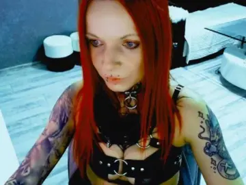 Bongacams Free Porn Cam of LisaModel