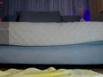 Bongacams Watch Live Sex Cams of -Smetanka-