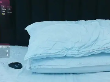 Bongacams Live Porn of horny18girl