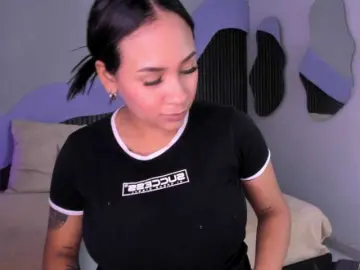 Bongacams Live Sex of Nicolle-mariee