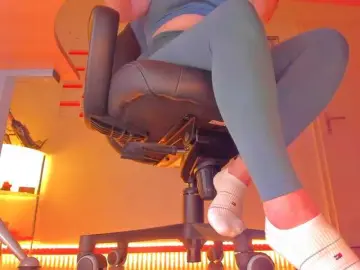 Bongacams Watch Live Sex Cams of Elieen2