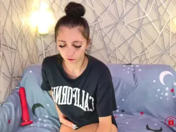 Bongacams Adult Video Chat of CharmingLIA