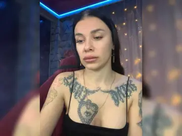 Bongacams Live Sex of MaidenCrystal
