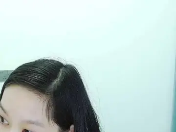 Bongacams Nude Webcam of Selinababy99