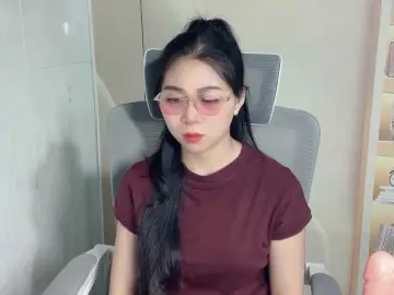 Bongacams Best Webcam of Strawberry18