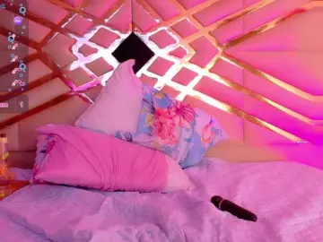 Bongacams Adult Video Chat of playfulcurvy