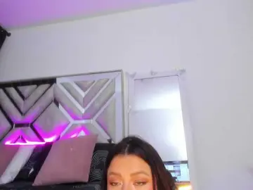 Bongacams Nude Webcam of AlanaRouse1