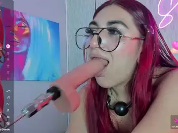 Bongacams Private Sex Chat of CHERRYFLAME-VC