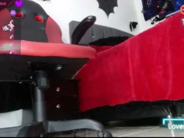 Bongacams Free Porn Cam of LITTLEMARS1