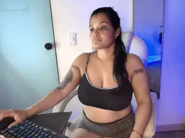 Bongacams Free Porn Cam of Scarletth-Moon