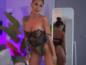 Bongacams Watch Live Sex Cams of RaquelleVon