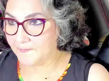 Bongacams Free Live Porn of cataleya-mom