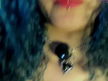 Bongacams Sex Cam of Bluedarkelf888