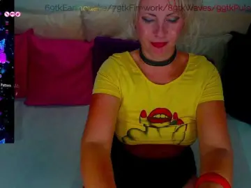 Bongacams Watch Live Sex Cams of Alexin-McQueen