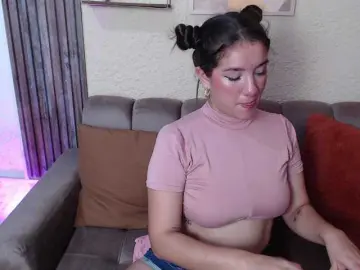 Bongacams Nude Webcam of GagingZhara