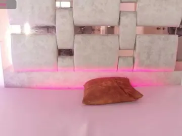 Bongacams Watch Live Sex Cams of Malia-Brown1