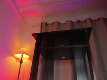 Bongacams Watch Live Sex Cams of shy-booty