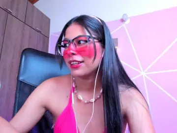 Bongacams Adult Webcam of ALYSSON18