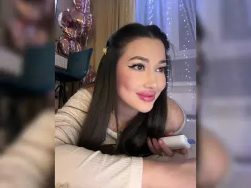 Bongacams Free Live Porn of BettyBoom13