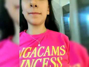 Bongacams Live Porn of Georgina-Cross