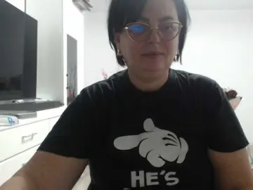 Bongacams Private Sex Chat of Emyllywhite