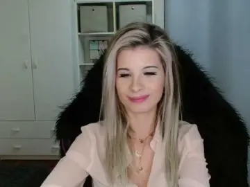 Bongacams Nude Webcam of KristineNatural