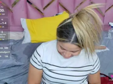 Bongacams Nude Webcam of collegepawglovedaddy