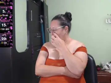 Bongacams Adult Video Chat of rouseehotglad