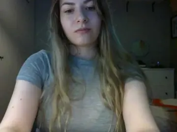 Bongacams Free Porn Cam of RosieJune