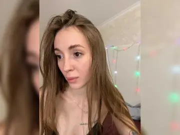 Bongacams Watch Live Sex Cams of EmmiMoon